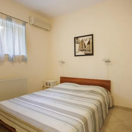 Aparthotel Blue Coast - Seaside Retreat With Pool In Exclusive