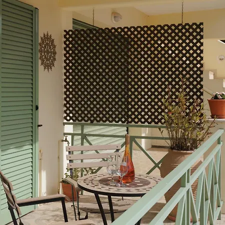 Blue Coast - Seaside Retreat With Pool In Exclusive