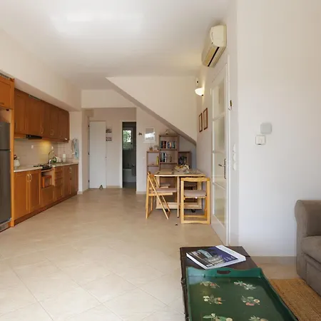 Blue Coast - Seaside Retreat With Pool In Exclusive