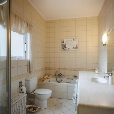 Blue Coast - Seaside Retreat With Pool In Exclusive Aparthotel