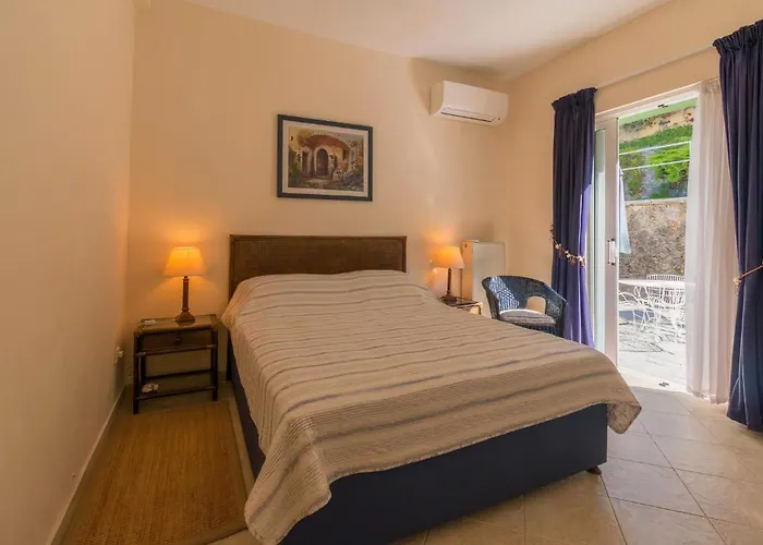 Apartmanhotel Blue Coast - Seaside Retreat With Pool In Exclusive