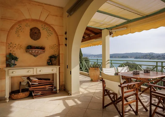 Blue Coast - Seaside Retreat With Pool In Exclusive
